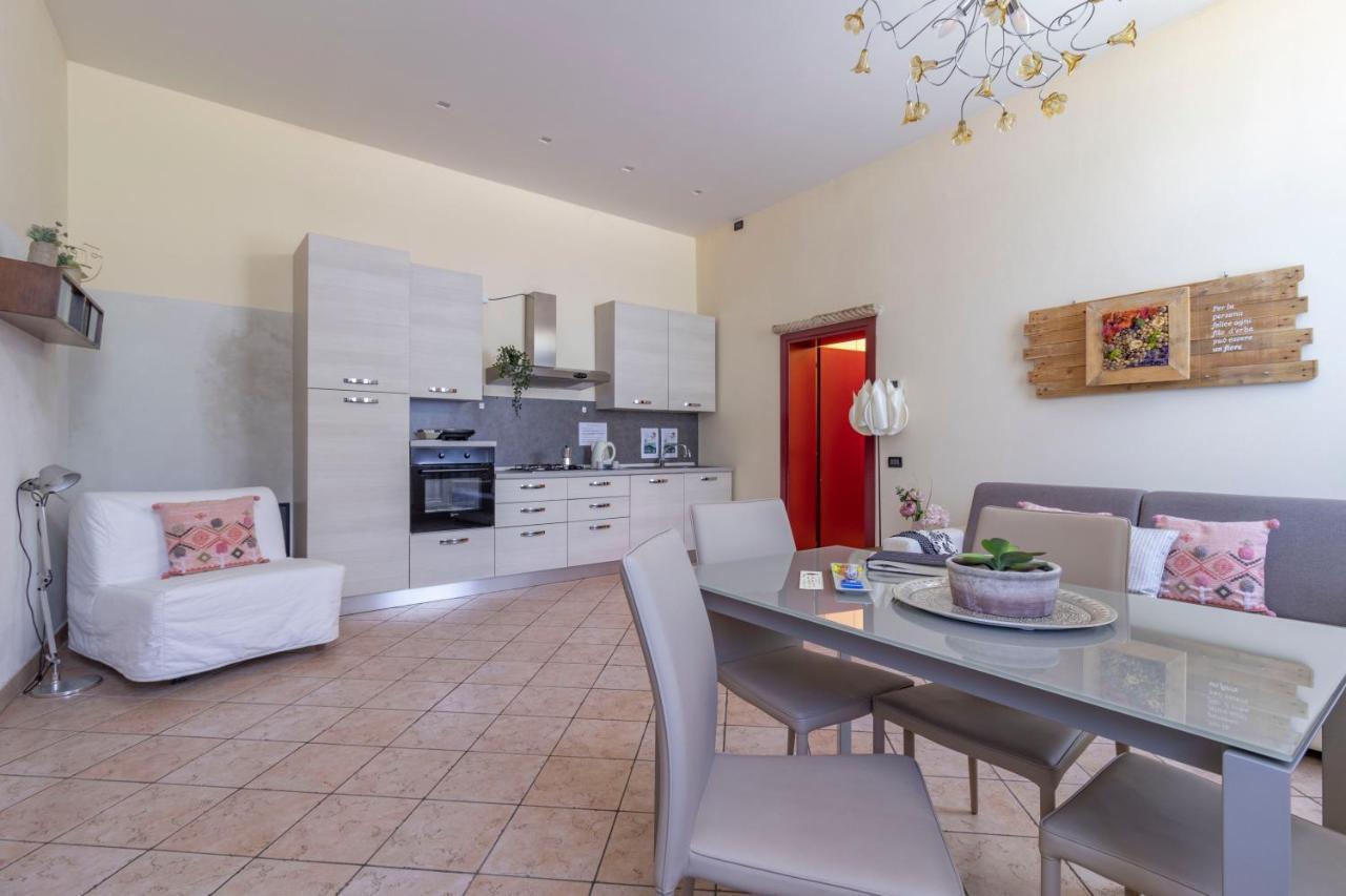 Ferienwohnung Casa Charleston In Palazzo Nobiliare Al Duomo Padua Exterior foto